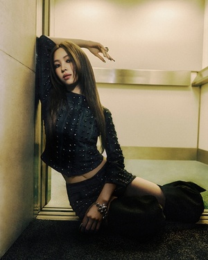 【フォト】「11月に音楽活動」ITZY、クールかつシックな都会的オーラ