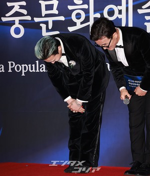 【フォト】G-DRAGONに玉冠文化勲章、最年少の快挙…高級感あるスタイルで登場