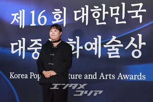 【フォト】「変身の鬼才」イ・スジ、文化体育観光部長官表彰受ける