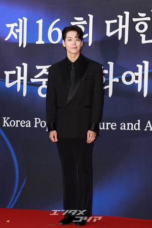 【フォト】ミュージカル俳優KAI、ステキなほほ笑みとともに