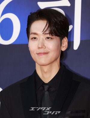 【フォト】ミュージカル俳優KAI、ステキなほほ笑みとともに