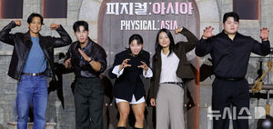 【フォト】ポーズを取る『フィジカル100：ASIA』の韓国代表たち