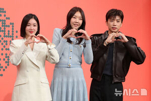 【フォト】ハン・ヘジン＆ファンウ・スルヘ＆ 2PMウヨン出席『お姉さんは僕にとって女だ』制作発表会