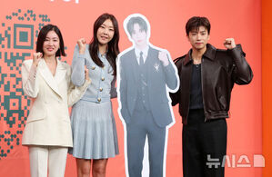 【フォト】ハン・ヘジン＆ファンウ・スルヘ＆ 2PMウヨン出席『お姉さんは僕にとって女だ』制作発表会