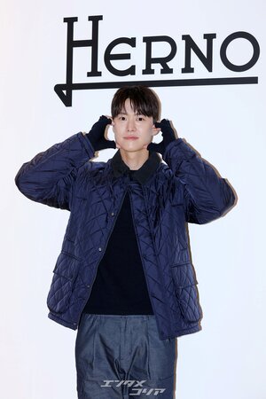 【フォト】コンミョン　高身長なのにキュートなイメージ…あったかカジュアル・ルック