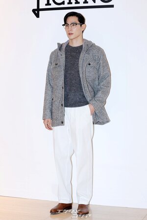 【フォト】シャープなルックスのノ・サンヒョン　洗練ダンディー・ルック