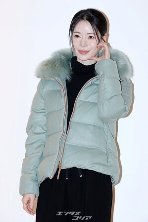 【フォト】イム・ジヨン　ダウンジャケットの中はほっそりウエスト＆美肌