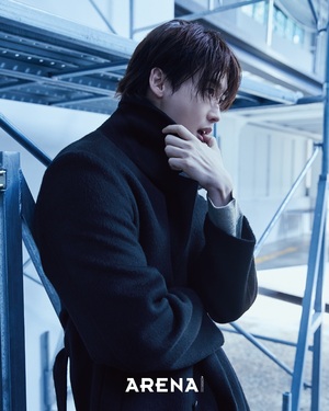 【フォト】イ・ジョンソク、冷たさの中で花開いたカリスマ