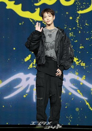 【フォト】&TEAMハルア　胸きゅんポーズ