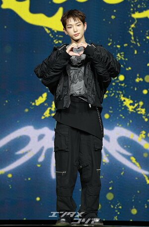 【フォト】&TEAMハルア　胸きゅんポーズ