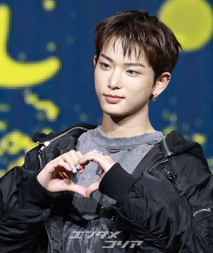 【フォト】&TEAMハルア　胸きゅんポーズ