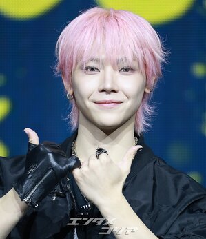 【フォト】&TEAMニコラス　魅惑のピンクヘア