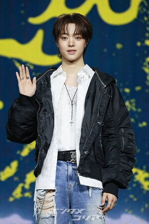 【フォト】&TEAMウィジュ　魅力さく裂リーダー