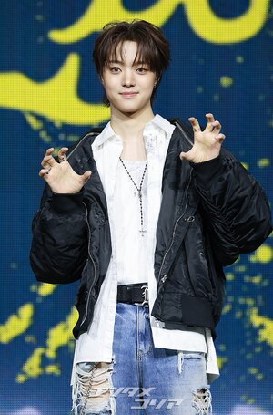 【フォト】&TEAMウィジュ　魅力さく裂リーダー