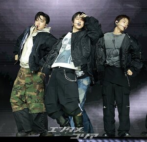 【フォト】「多国籍ボーイズグループ」&TEAM『Back to Life』鮮烈ステージ