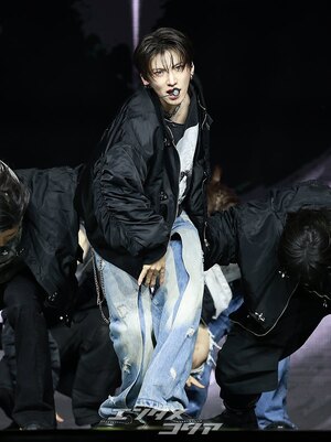 【フォト】「多国籍ボーイズグループ」&TEAM『Back to Life』鮮烈ステージ