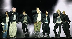 【フォト】「多国籍ボーイズグループ」&TEAM『Back to Life』鮮烈ステージ