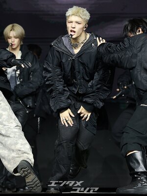 【フォト】「多国籍ボーイズグループ」&TEAM『Back to Life』鮮烈ステージ