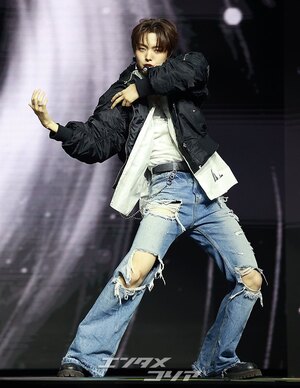 【フォト】「多国籍ボーイズグループ」&TEAM『Back to Life』鮮烈ステージ