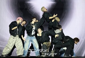 【フォト】「多国籍ボーイズグループ」&TEAM『Back to Life』鮮烈ステージ