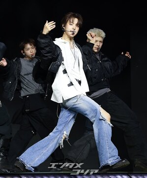 【フォト】「多国籍ボーイズグループ」&TEAM『Back to Life』鮮烈ステージ