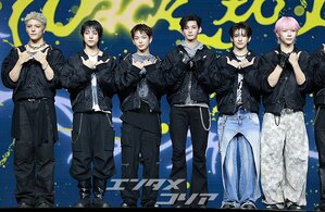 【フォト】&TEAM　HYBEのグローバル・ボーイズグループが韓国正式デビュー