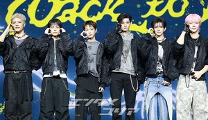 【フォト】&TEAM　HYBEのグローバル・ボーイズグループが韓国正式デビュー