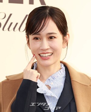 【フォト】元AKB48の前田敦子、上品なほほ笑み