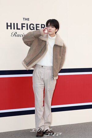 【フォト】THE BOYZヨンフン、少女漫画の主人公のよう