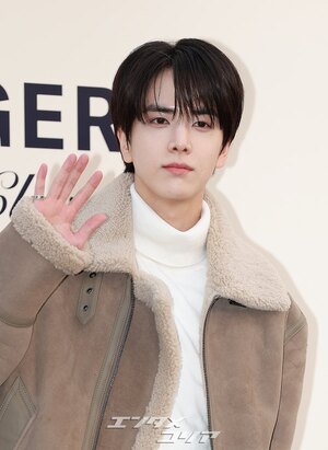 【フォト】THE BOYZヨンフン、少女漫画の主人公のよう