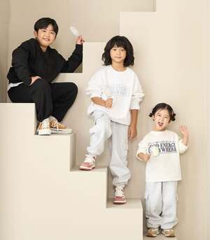 【フォト】シン・ヒョンジュン、幸せあふれるほのぼの家族写真