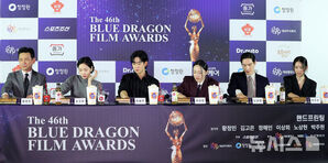 【フォト】ファン・ジョンミン＆キム・ゴウン＆チョン・ヘインら、青龍映画賞手形イベントに出席したスターたち