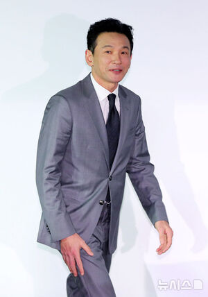 【フォト】ファン・ジョンミン＆キム・ゴウン＆チョン・ヘインら、青龍映画賞手形イベントに出席したスターたち