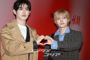 【フォト】KickFlipミンジェ＆ドンファ　秋コーデ「聖水洞に来ました！」