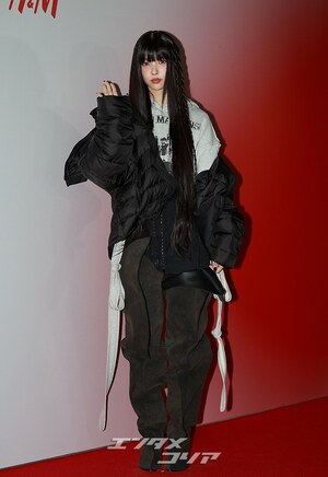 【フォト】ILLITユナ　子猫ビジュアル「独特のムード」