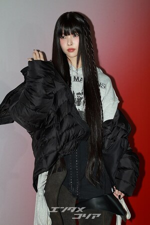 【フォト】ILLITユナ　子猫ビジュアル「独特のムード」