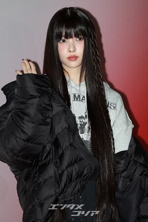 【フォト】ILLITユナ　子猫ビジュアル「独特のムード」