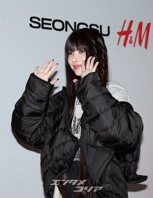 【フォト】ILLITユナ　子猫ビジュアル「独特のムード」