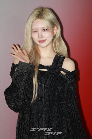 【フォト】IVEガウル　高級感あふれる人形ビジュアル