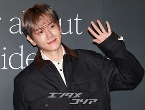 【フォト】EXOベクヒョン、デニム・オン・デニム・コーデがおしゃれ