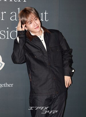 【フォト】EXOベクヒョン、デニム・オン・デニム・コーデがおしゃれ