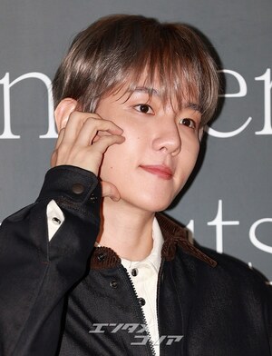 【フォト】EXOベクヒョン、デニム・オン・デニム・コーデがおしゃれ