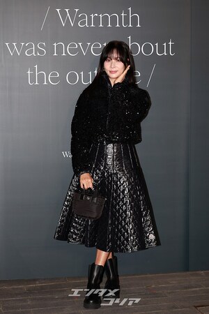 【フォト】コ・ソヨン、相変わらずまばゆい美しさ