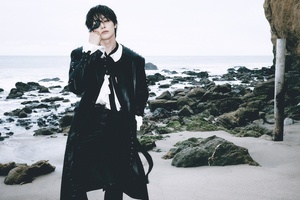 【フォト】Stray Kids、自然の中で「現代版仙人」に変身…神秘的な雰囲気UP