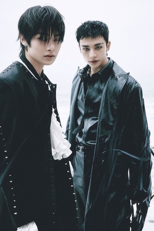 【フォト】Stray Kids、自然の中で「現代版仙人」に変身…神秘的な雰囲気UP