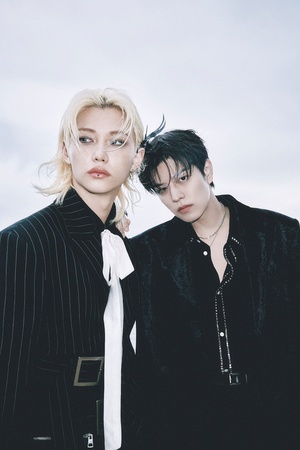 【フォト】Stray Kids、自然の中で「現代版仙人」に変身…神秘的な雰囲気UP