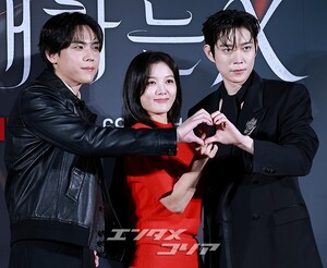 【フォト】キム・ユジョン＆キム・ヨンデ＆キム・ドフン、美しき悪魔とビジュアル守護天使