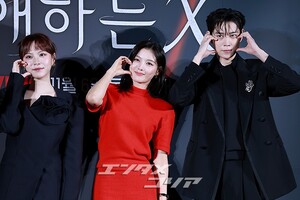 【フォト】キム・ドフン＆イ・ヨルム＆キム・ユジョン＆キム・ヨンデ「『親愛なるX』見てね」