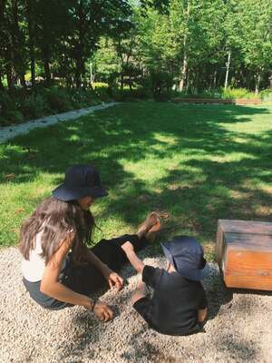 【フォト】シングルマザーのムン・ガビ　「チョン・ウソンとの婚外子」息子の写真初公開…ラブリー親子の日常