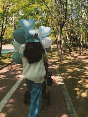 【フォト】シングルマザーのムン・ガビ　「チョン・ウソンとの婚外子」息子の写真初公開…ラブリー親子の日常